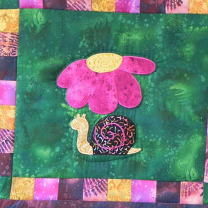 Beautiful Bugs and Buzzing Bees Wall Hanging Snail2